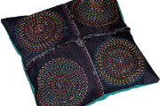 four-circles-cushion